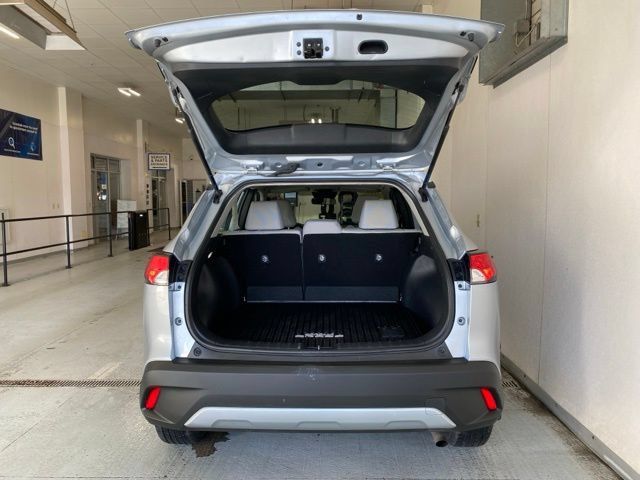 Used 2023 Toyota Corolla Cross L AWD/4WD image 7