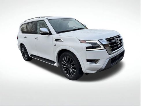 Used 2022 Nissan Armada Platinum w/ Captain's Chairs Package image 2