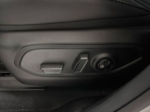 Used 2026 Jeep Grand Cherokee Altitude AWD/4WD image 11