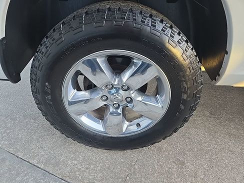 Used 2019 RAM 1500 Big Horn image 27