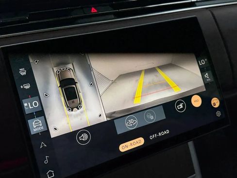 Used 2024 Land Rover Range Rover SE AWD/4WD image 26