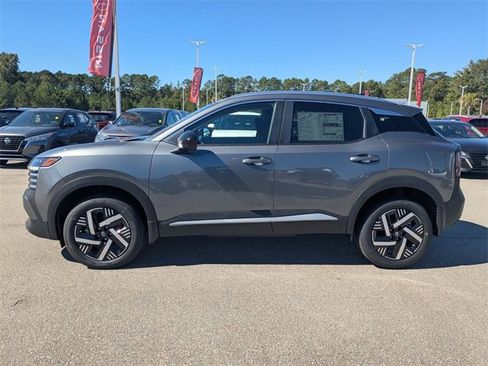 New 2026 Nissan Kicks SV image 6