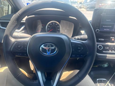 Used 2022 Toyota Corolla SE FWD image 9