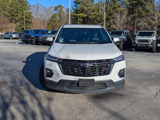 Used 2023 Chevrolet Traverse RS video 2
