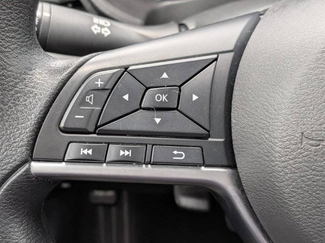 Used 2024 Nissan Altima 2.5 SV FWD image 23
