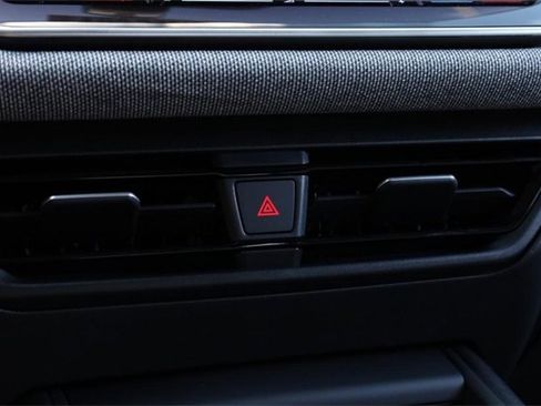 New 2025 Volkswagen Tiguan S image 13