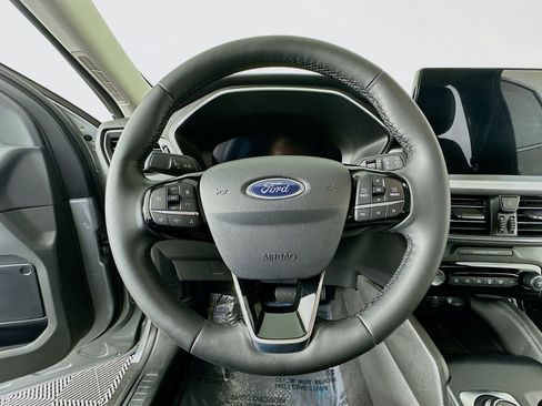 Used 2024 Ford Escape Platinum image 33