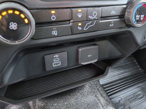 Used 2024 Ford F350 XLT image 29