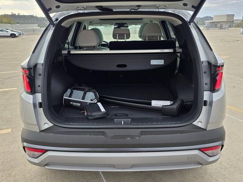 New 2025 Hyundai Tucson SEL image 11