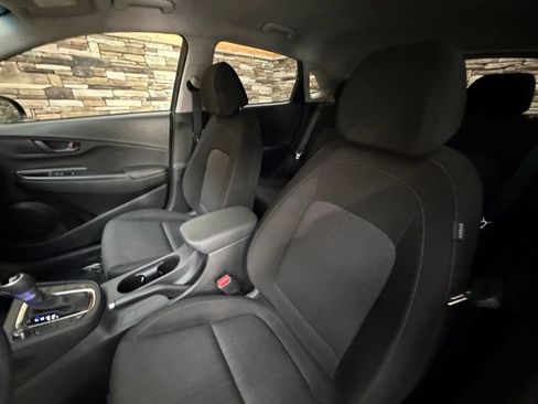Used 2023 Hyundai Kona SEL AWD/4WD image 29