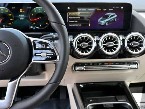 Used 2022 Mercedes-Benz GLA 250 image 24