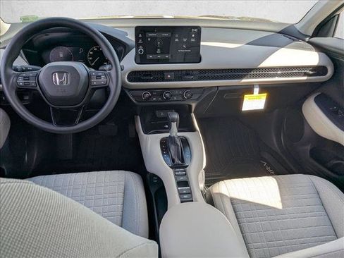 New 2026 Honda HR-V LX image 15