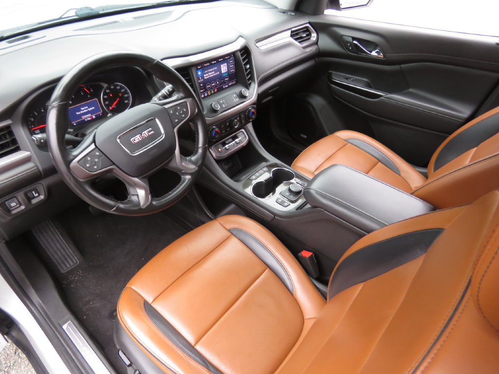 Used 2020 GMC Acadia AT4 w/ Driver Alert Package II AWD/4WD image 11