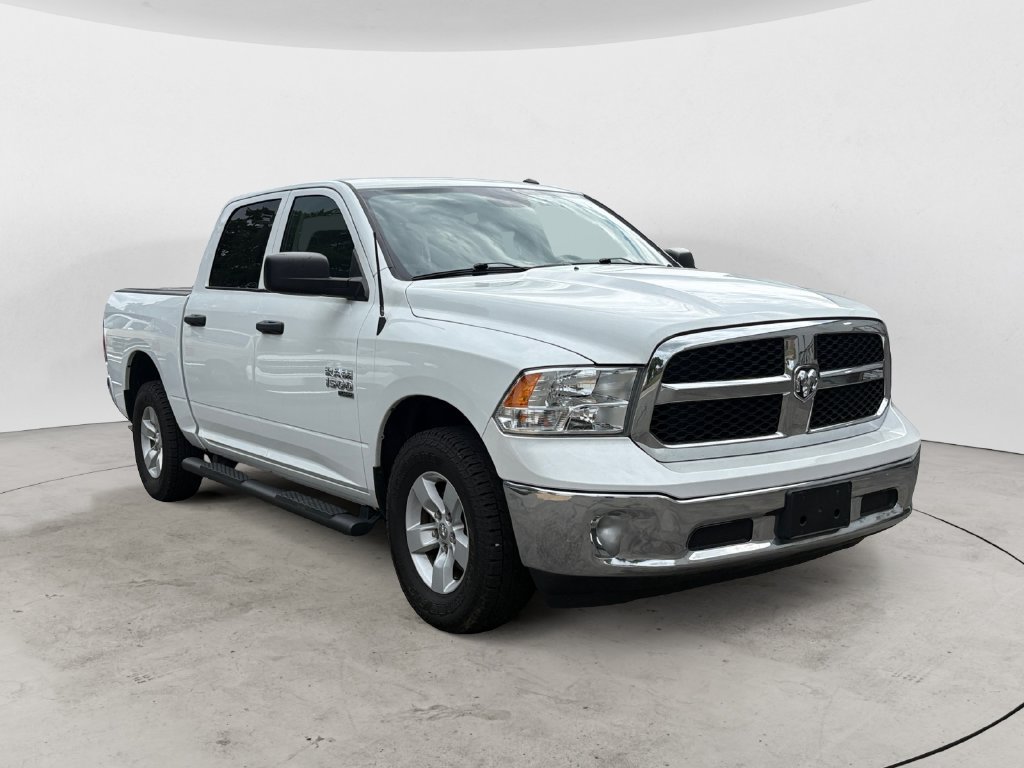 Used 2023 RAM 1500 Classic SLT AWD/4WD image 1