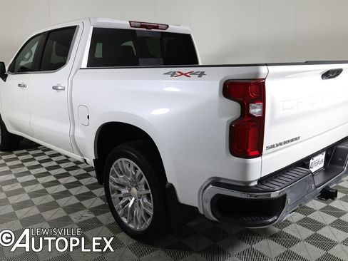 Used 2025 Chevrolet Silverado 1500 LTZ w/ LTZ Premium Package AWD/4WD image 8