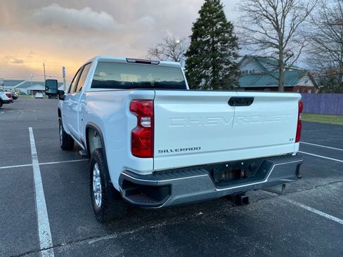 Used 2023 Chevrolet Silverado 2500 LT AWD/4WD image 5