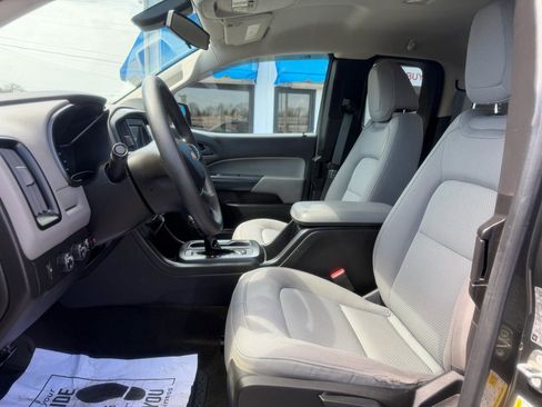 Used 2018 Chevrolet Colorado W/T w/ WT Convenience Package image 11