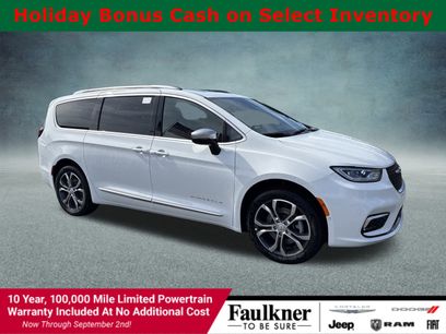 New 2026 Chrysler Pacifica Pinnacle