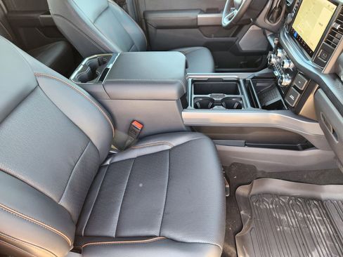 New 2026 Ford F250 Lariat w/ Lariat Ultimate Package image 14