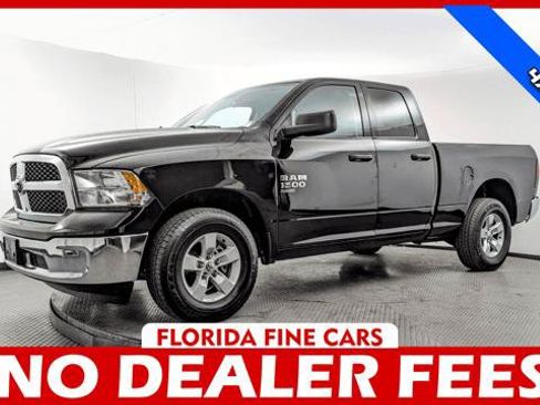 Used 2024 RAM 1500 Classic SLT AWD/4WD image 1