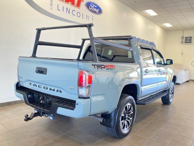 Used 2023 Toyota Tacoma TRD Sport w/ Technology Package AWD/4WD image 7