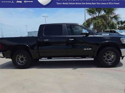 Used 2020 RAM 1500 Laramie AWD/4WD image 9
