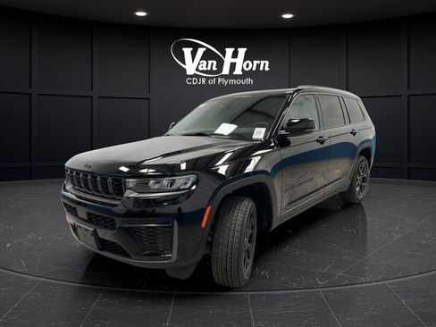 New 2026 Jeep Grand Cherokee L 4WD image 3