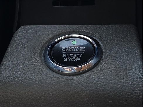 Used 2015 Ford F150 Lariat w/ Equipment Group 501A Mid image 16