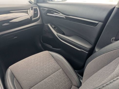 Certified 2025 Kia Seltos S AWD/4WD image 18
