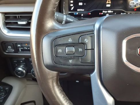 Used 2022 GMC Yukon XL SLE w/ Gmc Pro Safety Plus Package AWD/4WD image 35