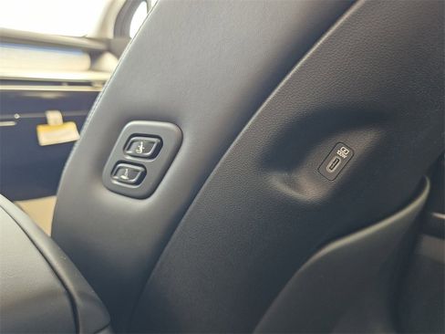 New 2026 Hyundai Ioniq 9 SEL image 15