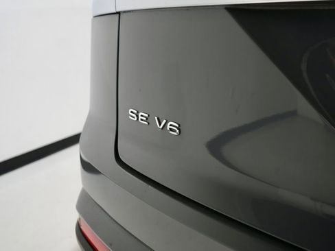 Used 2022 Volkswagen Atlas Cross Sport SE w/ Panoramic Sunroof Package image 35