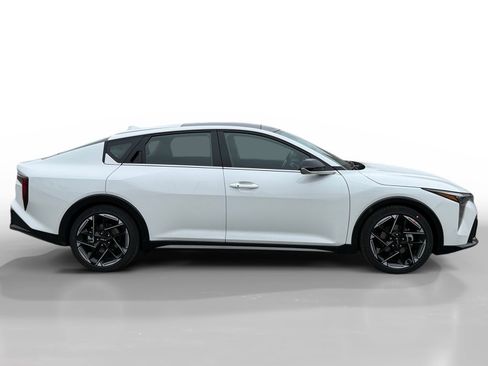 New 2026 Kia K4 GT-Line image 6