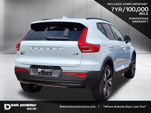 New 2026 Volvo XC40 B5 Plus w/ Climate Package AWD/4WD image 25