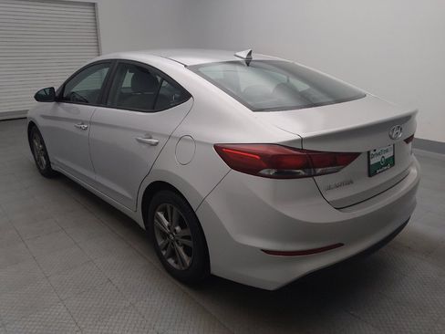 Used 2017 Hyundai Elantra SE w/ SE A/T Tech Package 03 FWD image 5