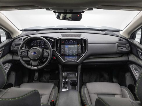 Used 2024 Subaru Ascent Onyx Edition image 2