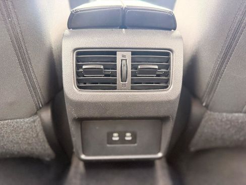 Used 2025 Nissan Rogue SV AWD/4WD image 24