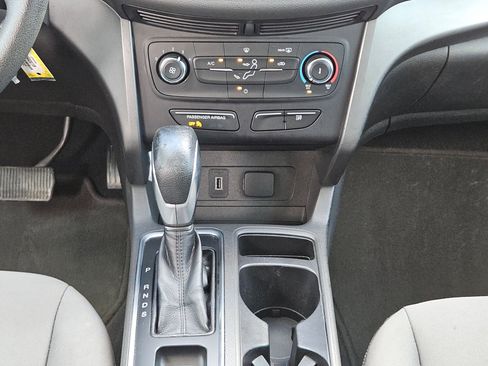 Used 2017 Ford Escape S FWD image 19