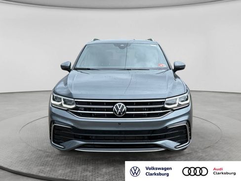 Used 2024 Volkswagen Tiguan SEL R-Line AWD/4WD image 2