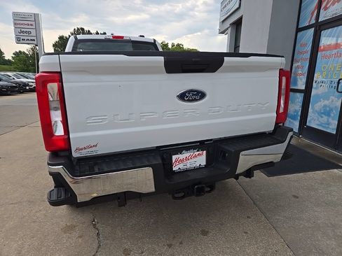 Used 2024 Ford F350 XL w/ FX4 Off-Road Package AWD/4WD image 9