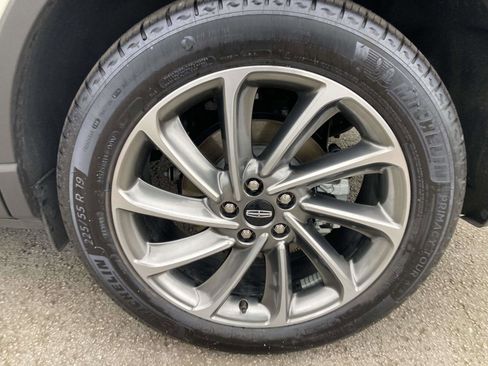 New 2025 Lincoln Corsair FWD w/ Equipment Group 101A image 13