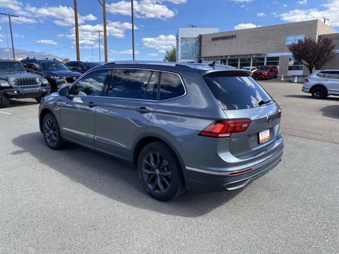 Used 2023 Volkswagen Tiguan SE FWD image 42