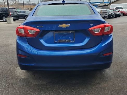 Used 2016 Chevrolet Cruze LT w/ Convenience Package image 5