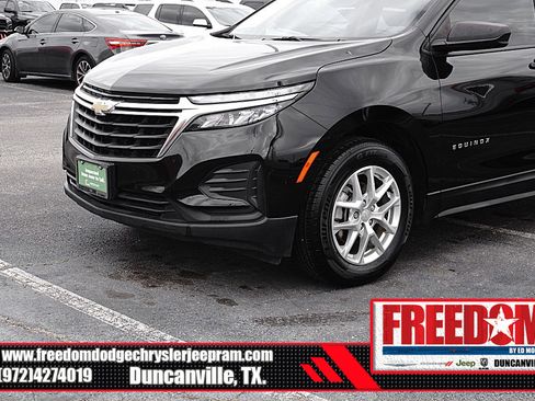 Used 2022 Chevrolet Equinox LS w/ Driver Confidence II Package image 43