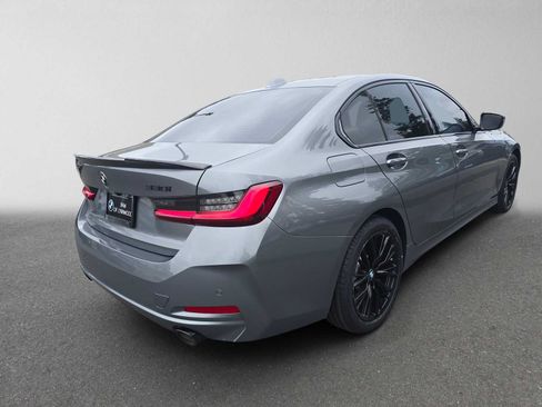 Used 2023 BMW 330i Sedan w/ Premium Package RWD image 3