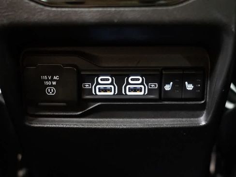 Used 2024 Jeep Grand Cherokee Limited 4xe AWD/4WD image 9
