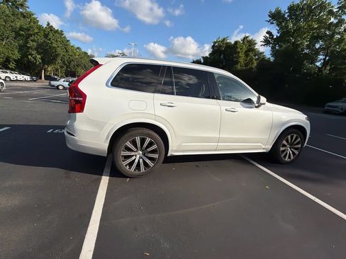 Used 2023 Volvo XC90 B6 Core AWD/4WD image 17