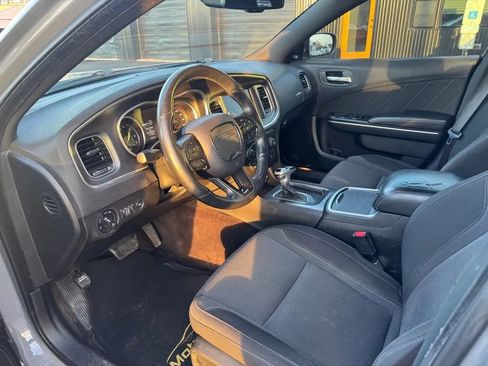 Used 2018 Dodge Charger GT w/ Navigation & Travel Group image 5