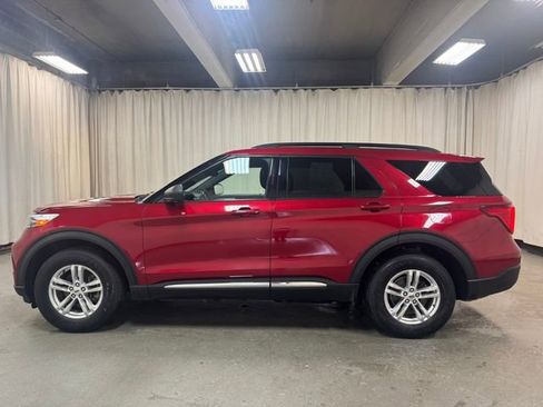 Used 2020 Ford Explorer XLT AWD/4WD image 8