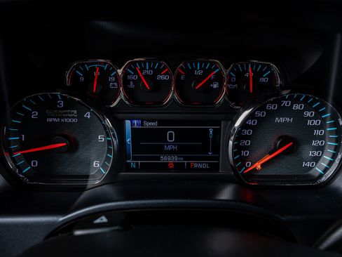 Used 2017 GMC Sierra 1500 SLT image 16